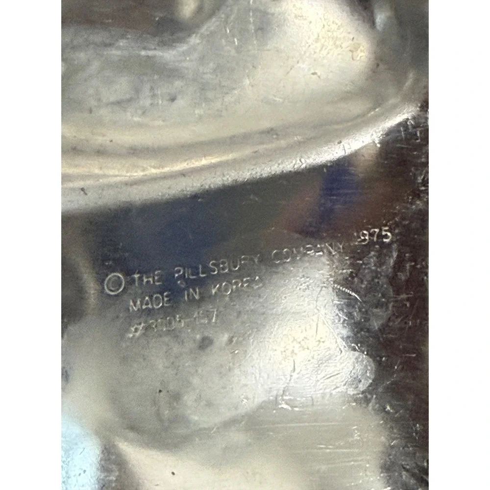 Vintage 1975 Pillsbury Doughboy Aluminum Cake Pan Mold 3005-157 Poppin Fresh